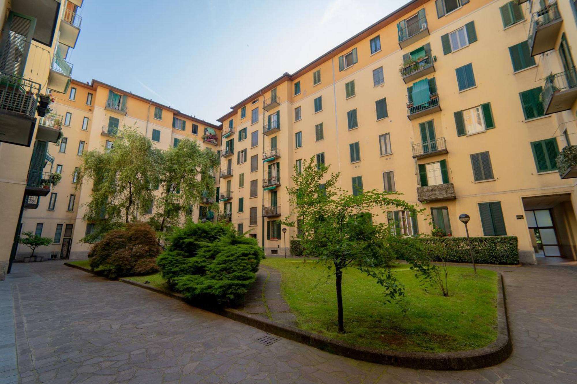 Apartment Milan Near Metro-M5 Εξωτερικό φωτογραφία